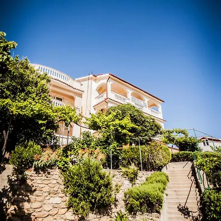 In With Sea View, Loggia, Air Conditioning, W-lan Appartement