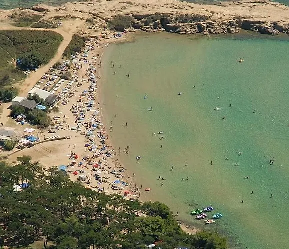 In With Sea View, Loggia, Air Conditioning, W-lan Appartement Lopar