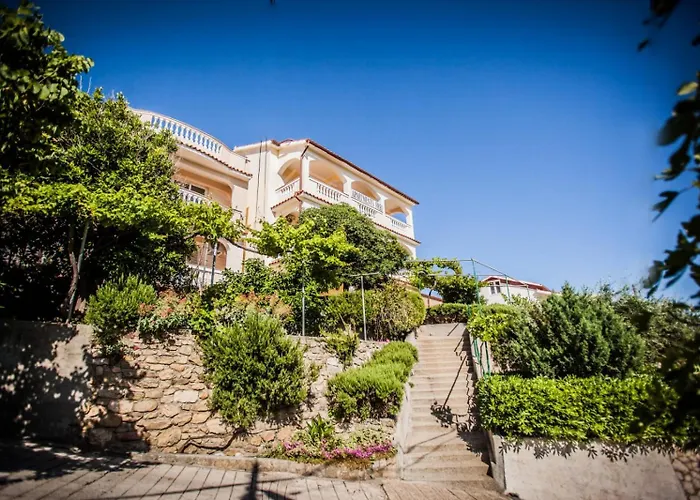 In With Sea View, Loggia, Air Conditioning, W-lan 로파르